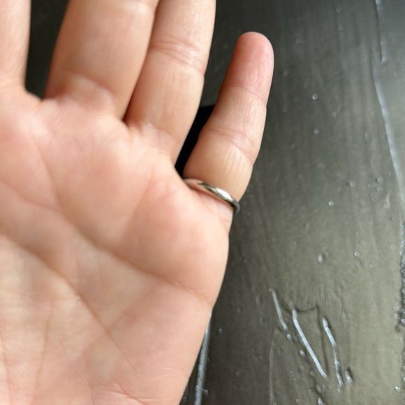 Salvatore Ferragamo Bow Black Enamel Ring Size 50 Sterling Silver 925 - Picture 7 of 9